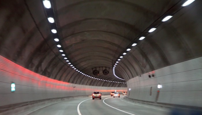 東莞馬石山(shān)LED隧道燈照明工(gong)程(cheng)